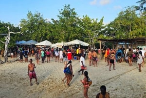 Tobago: Coral Reef Boat Tour with BBQ and Transfer