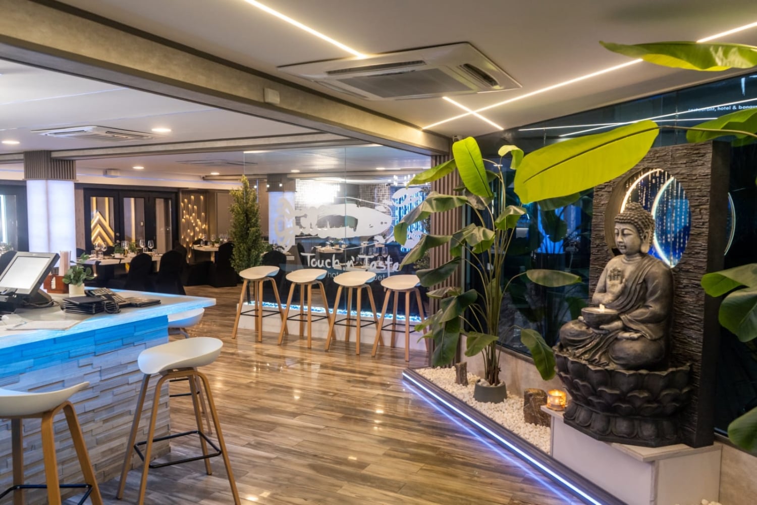 Touch n Taste Restaurant & Lounge
