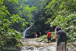 Trinidad: Zorro Waterfall Hike Experience