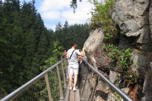 Capilano Suspension Bridge/Charisma's Canyon Light/LUX CAR