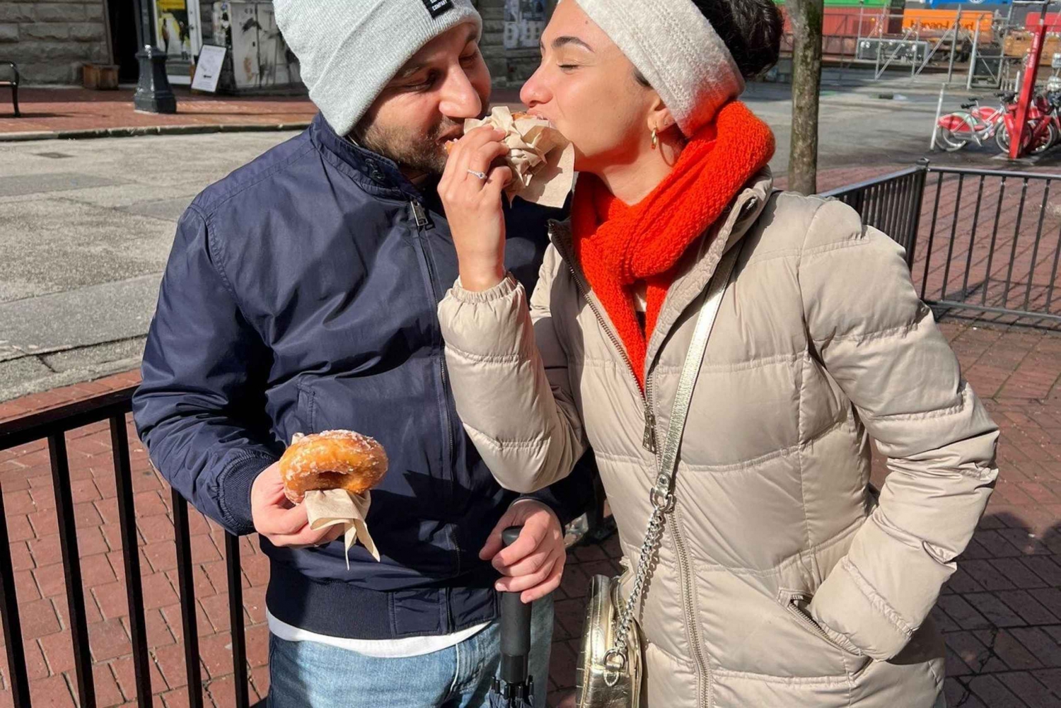 Découvrez Gastown, la visite culinaire à pied la plus prisée de Vancouver