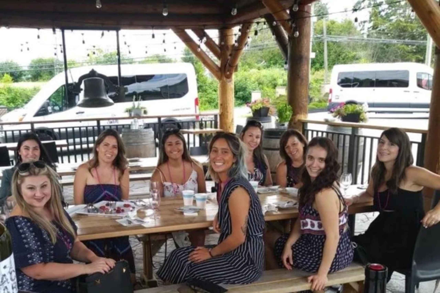 バンクーバーから：地元の試飲付きフレイザー バレー ワイン ツアー