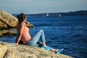 From Vancouver: Lighthouse Park & Horseshoe Bay Hiking Tour