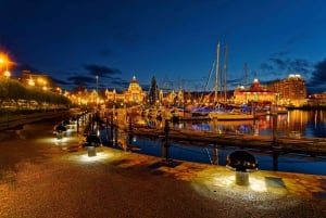 Depuis Vancouver : visite de Victoria et des Jardins Butchart en période festive