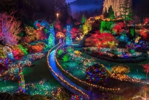 Depuis Vancouver : visite de Victoria et des Jardins Butchart en période festive