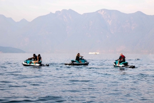 Jetski to Bowen Island, incl beer, wine, coffee or icecream