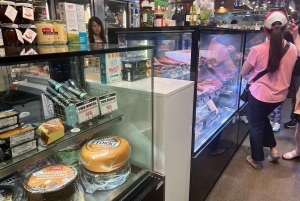 Excursão gastronômica particular a pé pela Granville Island Vancouver's Elite