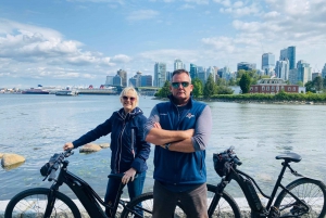 Passeio particular de bicicleta/e-Bike ao pôr do sol em Vancouver