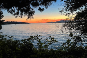 Passeio particular de bicicleta/e-Bike ao pôr do sol em Vancouver