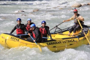 Squamish: esperienza di rafting Elaho Exhilarator, bagnati e selvaggi
