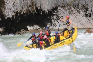 Squamish: esperienza di rafting Elaho Exhilarator, bagnati e selvaggi