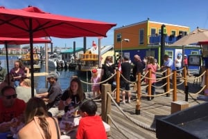 バンクーバー：ブッチャート ガーデンとビクトリア シティ ツアー