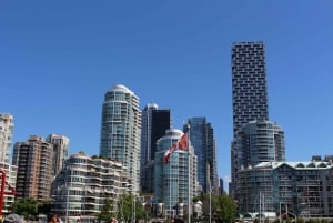 Vancouver: City + Lookout Tour & Option to Add YVR Drop-Off