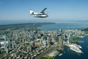 Vancouver: schilderachtige vlucht met een watervliegtuig boven de skyline van de stad
