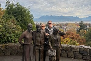 バンクーバー市内ツアー、CAR、グランドビル・アイランド、クイーン・エリザベス/チャイナタウン