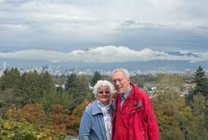 バンクーバー市内ツアー、CAR、グランドビル・アイランド、クイーン・エリザベス/チャイナタウン