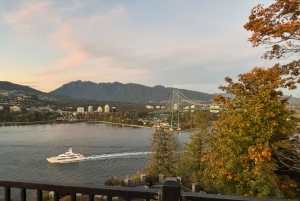 Vancouver: City Tour with Food Tasting and Pickup