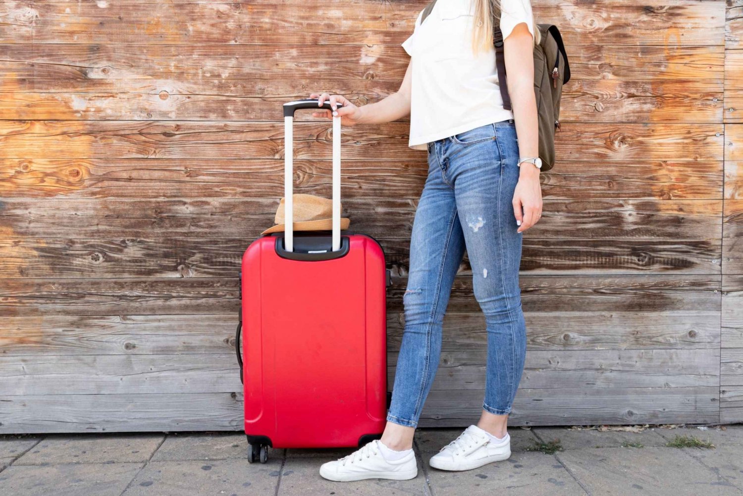 Vancouver: Cruise Terminal Luggage Storage for 2 Bags