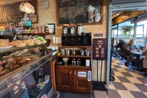 Vancouver: Deep Cove, Lynn Canyon & Quay Market Tour