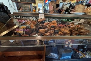 Vancouver: Deep Cove, Lynn Canyon & Quay Market Tour