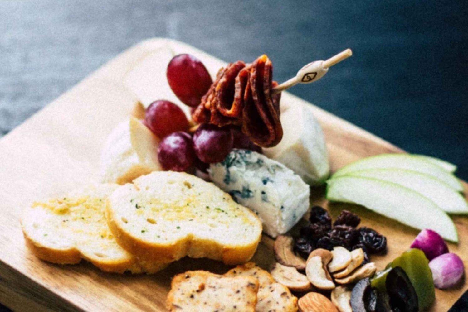 Vancouver: Happy Hour-tour met proeverijen en ophalen