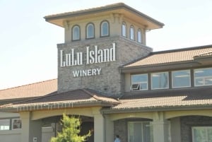 Vancouver Hidden Gems: Winery Tasting & Temple Visit