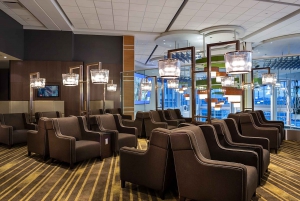 Vancouver International Airport (YVR): Premium Lounge Entry