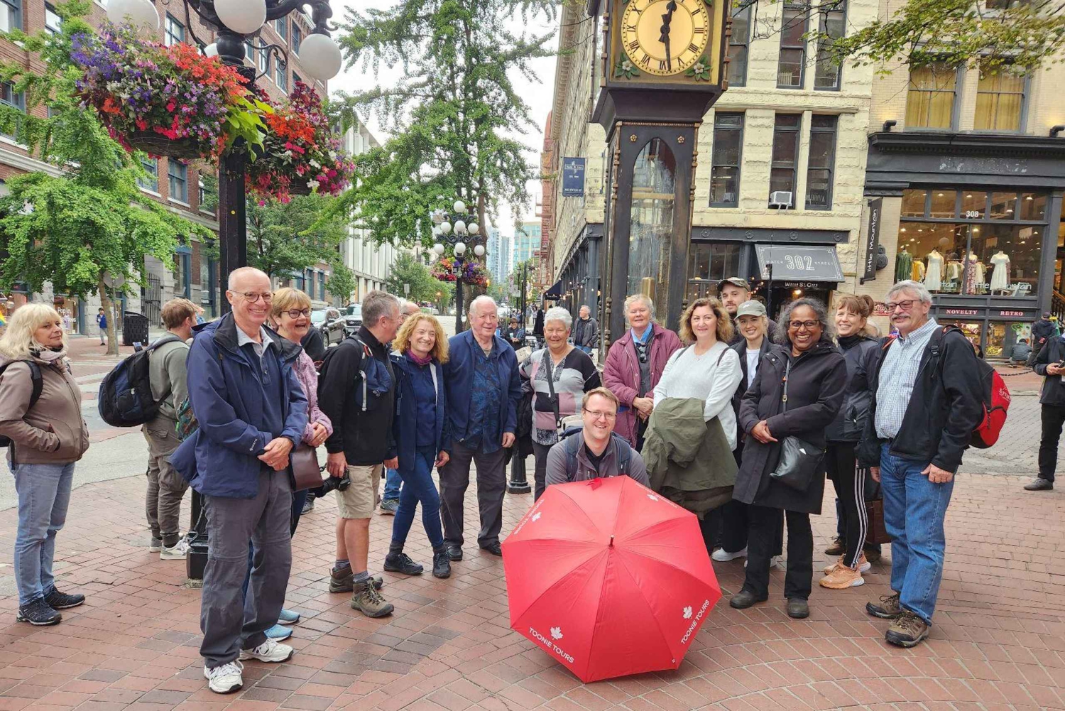 バンクーバー：市内の見どころをまわるプライベートウォーキングツアー