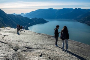 Vancouver: Stawamus Chief Hike and Local Brewery Tasting