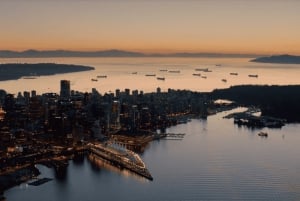 Vancouver: Sunset Trolley Tour
