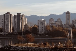 Vancouver: Sunset Trolley Tour
