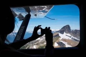 バンクーバーからウィスラーへの水上飛行機アドベンチャー、バスで帰りの送迎付き