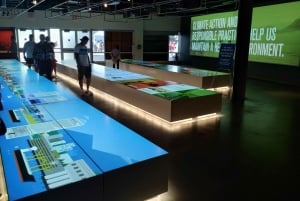 Kaupunkikierros + auto + Grandville Island + Queen Elizabeth / China T