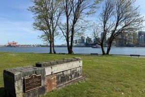 Vancouverin kaupunkikierros+VipCar+Stanley Park+ChinaTown/Pienryhmässä