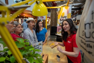 Vancouver: Granville Island Market Tour with Tastings