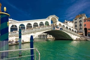 1-Hour Motor Boat Ride on Grand Canal