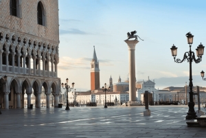 2 Days in Venice: Basilica, Doge, Murano & Burano + Gondola