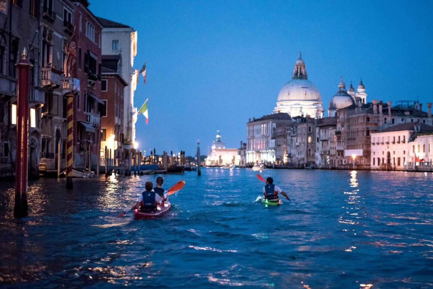 2hr Night Kayak Tour in Venice: premium tour with sunset