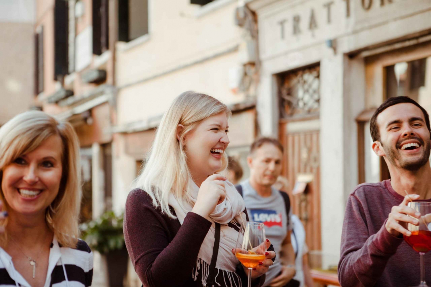 Venecia: Auténtico tour gastronómico y vinícola de los Cicchetti