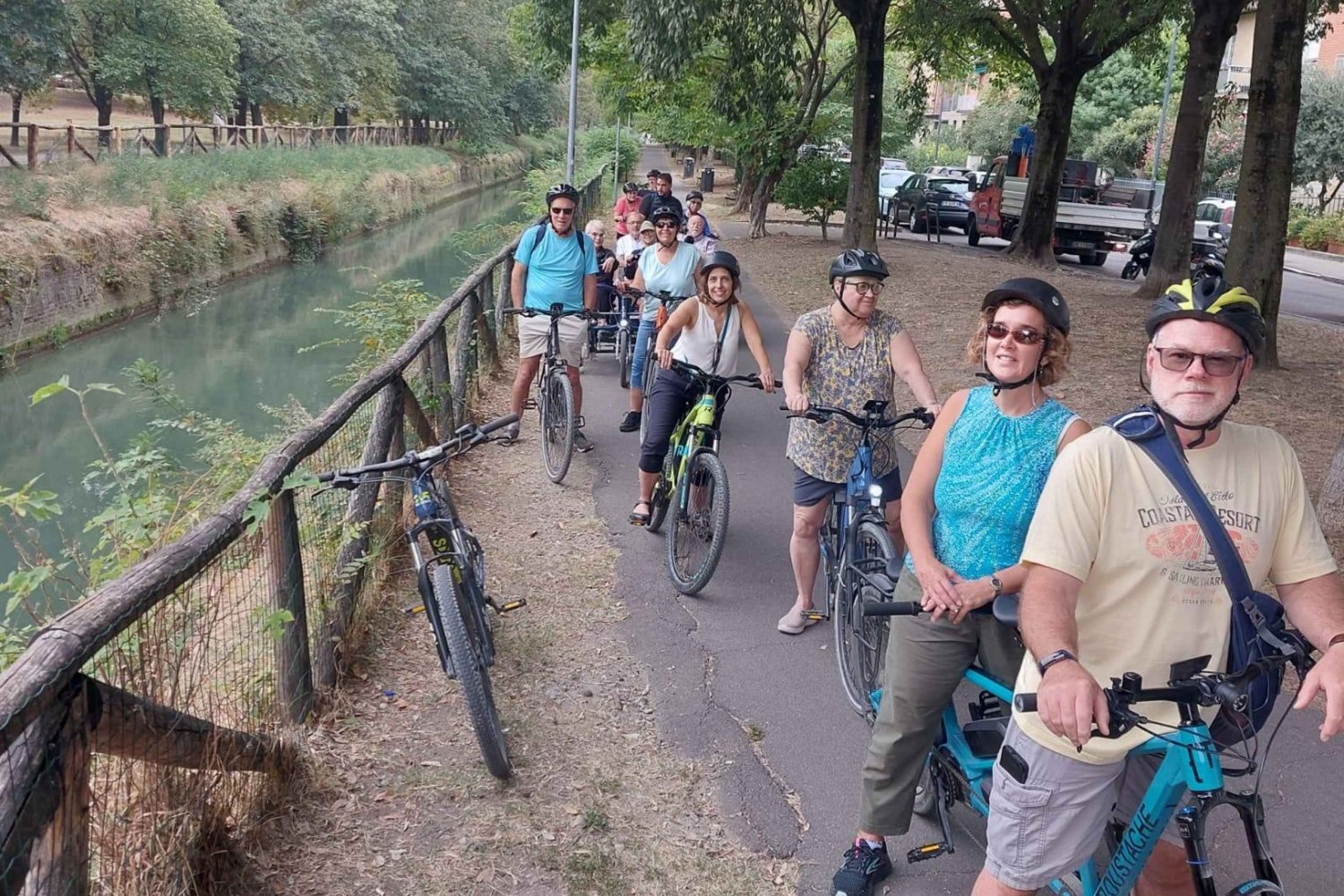 Passeio de bicicleta em Bolonha com pequeno-almoço