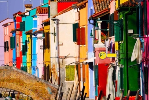 Burano e Mazzorbo: um sonho colorido de renda e história