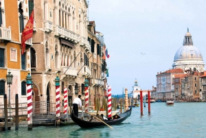 Explore Rialto, Bovolo & More: Walk & Gondola Ride