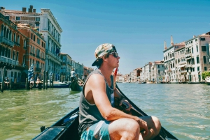 Classic Venetian Gondola Tour