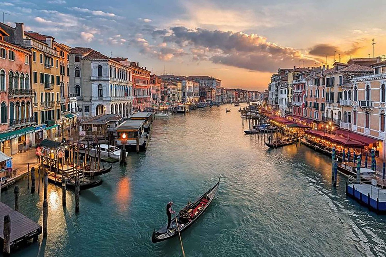 Upptäck Venedig: Morgonrundtur och gondolupplevelse