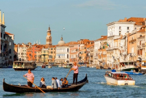 Discover Venice: Morning Walking Tour & Gondola