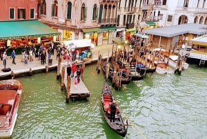 Discover Venice: Morning Walking Tour & Gondola