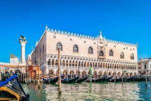 Venice: Doge's Palace small group tour with a local guide