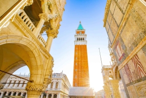 Эксклюзивная прогулка на гондоле с экскурсией по Старому городу