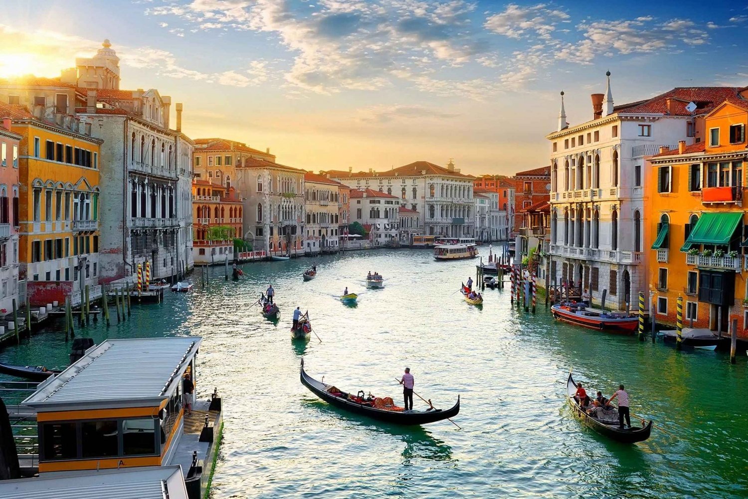 Venecia: Recorrido exclusivo en góndola por el Gran Canal y lugares secretos