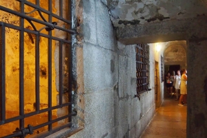 Explora el Palacio Ducal: Escalera de Oro, Puente, Cárceles